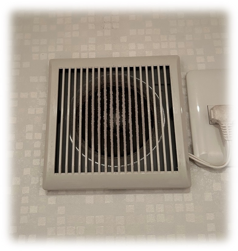 換気扇カバー清掃前